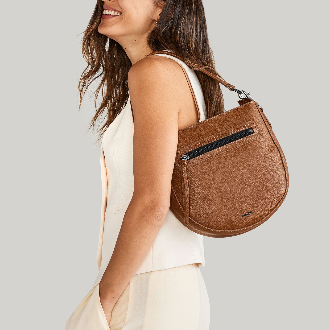 Beatrice Saddle Crossbody Caramel Designer leather Handbags